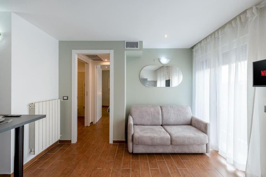 Dynamic Suite In Milan Milão Exterior foto